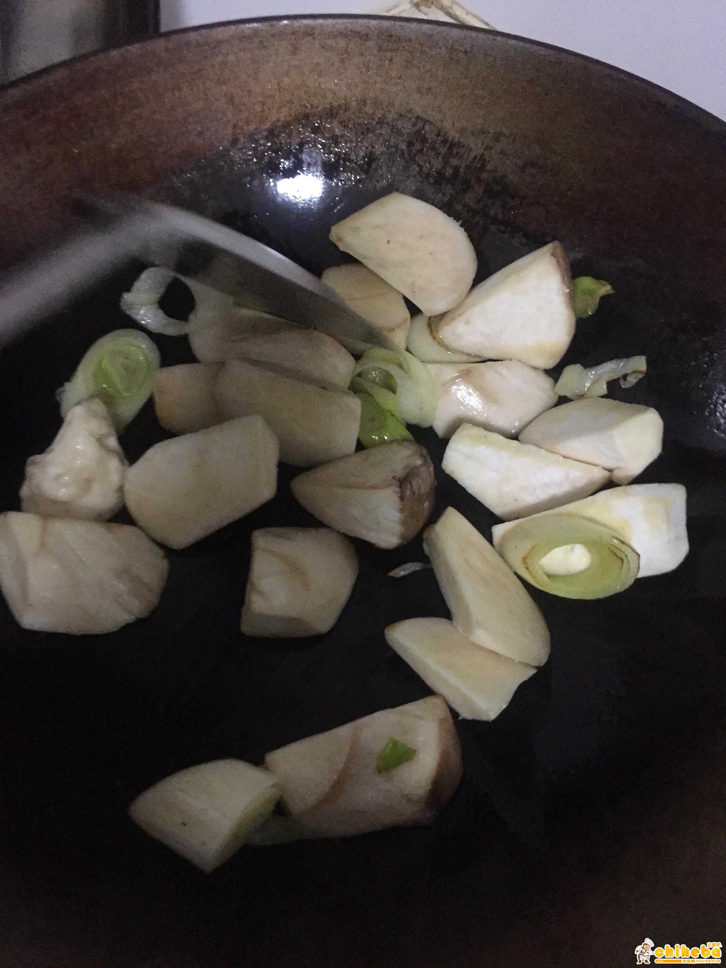 素菜也撩胃——咖喱蔬菜的做法 步骤3